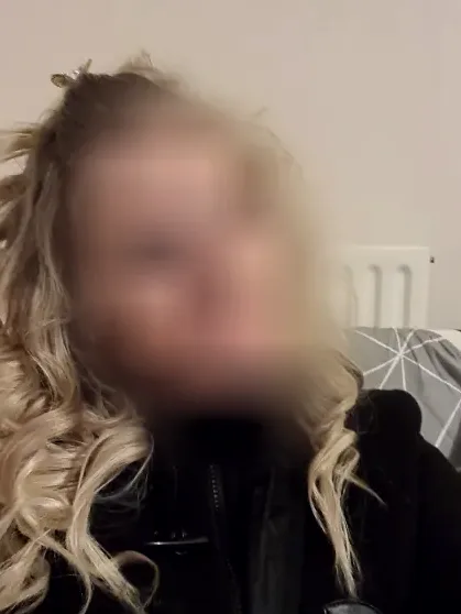 Clara, 36 años